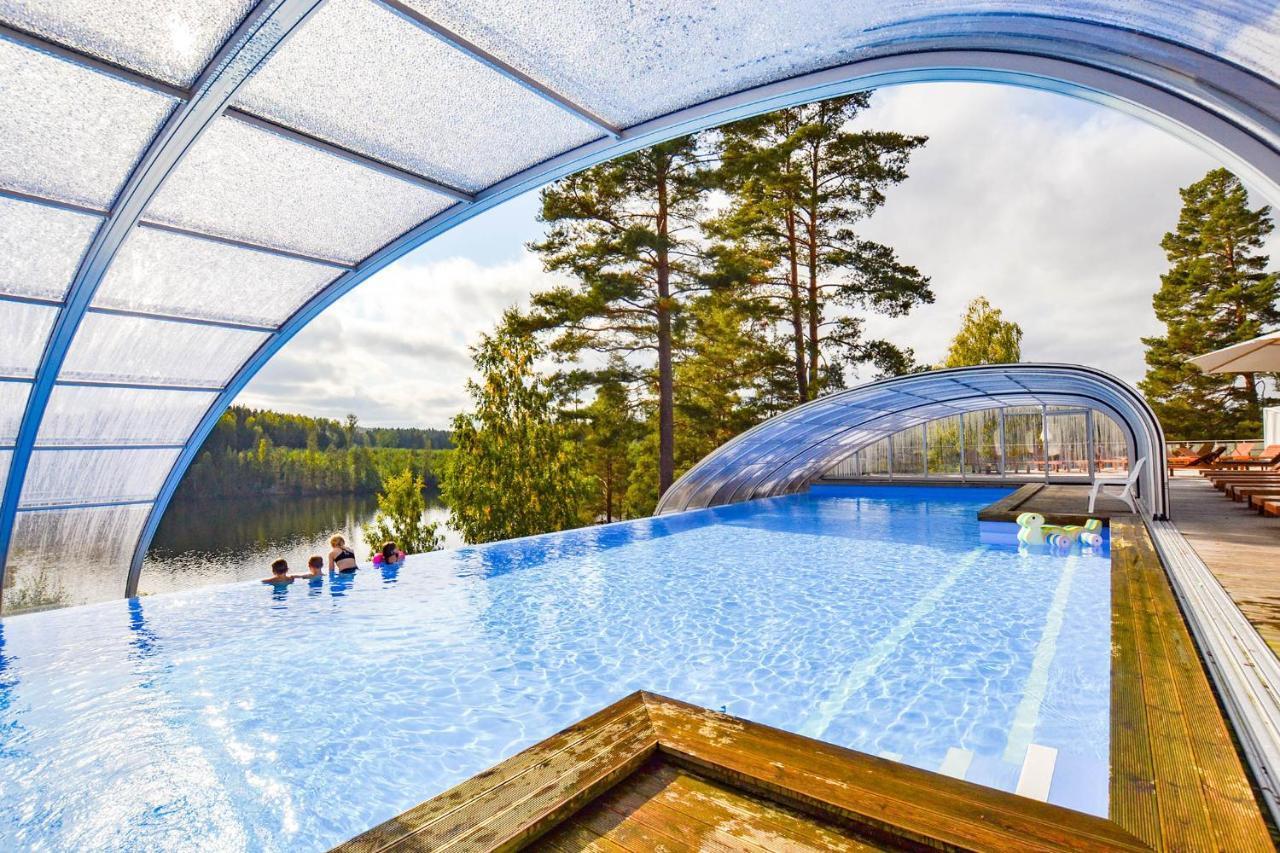 Arjaeng Camping & Stugor Sommarvik 外观 照片