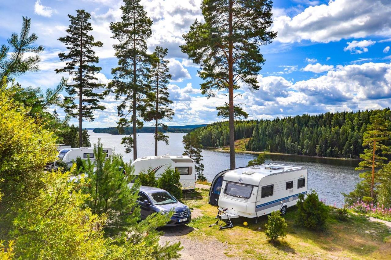 Arjaeng Camping & Stugor Sommarvik 外观 照片